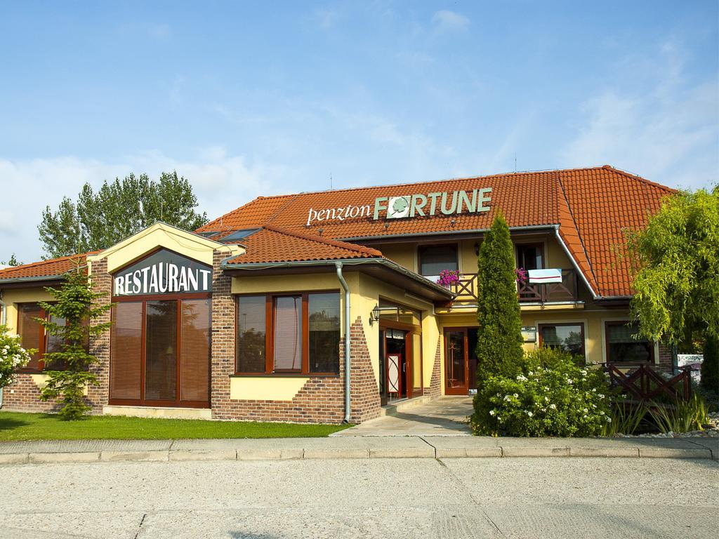 Penzion Fortune Dunajská Streda Εξωτερικό φωτογραφία